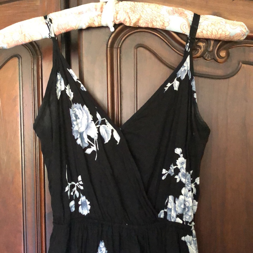 Maxi summer dress with romper underneath Size small. - Picture 5 of 5